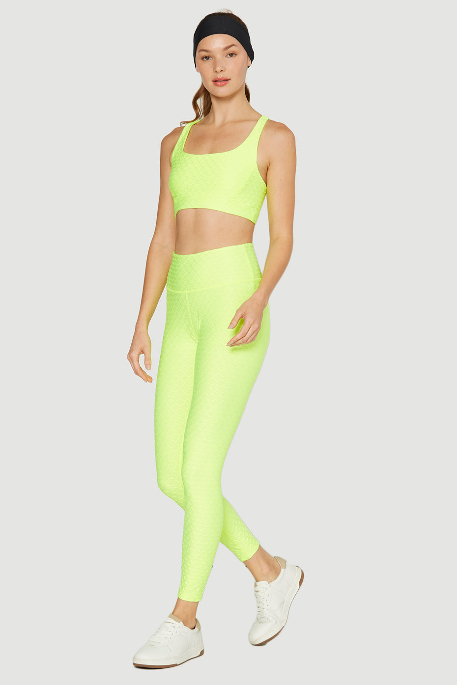 Women's Scallop Contour Set detail view 13
